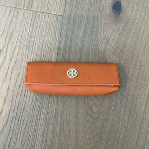 Tory Burch Sunglasses Case (Brand New)